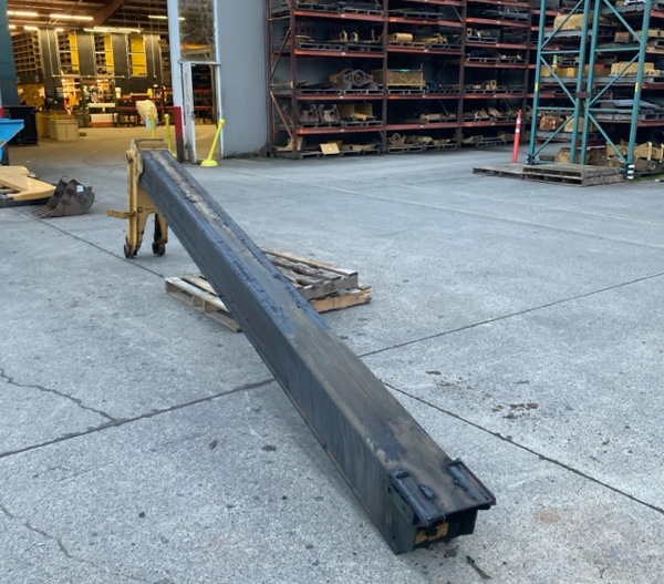 Used BOOM GRP 8I6683 2