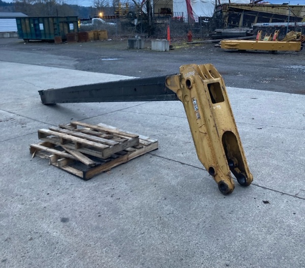 Used BOOM GRP 8I6683 3