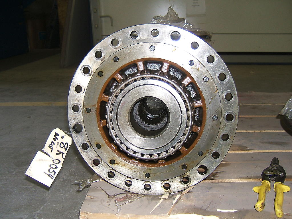 Used DIFFERENTIAL GRP 8K0054 4