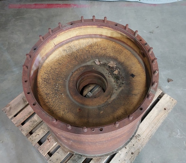 Used WHEEL A - FRONT 8W9988 3