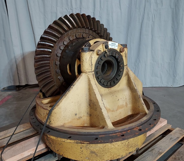 Used DIFFERENTIAL GRP 8X7240 3