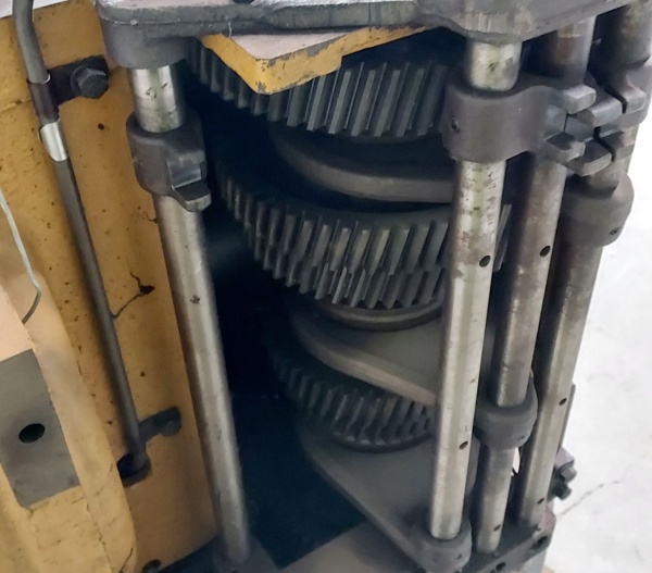 Used TRANSMISSION ARR 9G0419 3