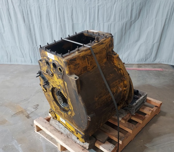 Used TRANSMISSION ARR 9G6778 2