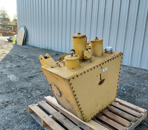Used TANK GRP - HYDRAULIC 9J4126 2