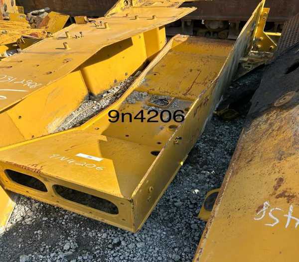 Caterpillar  Used Fender A - RH 9N4206