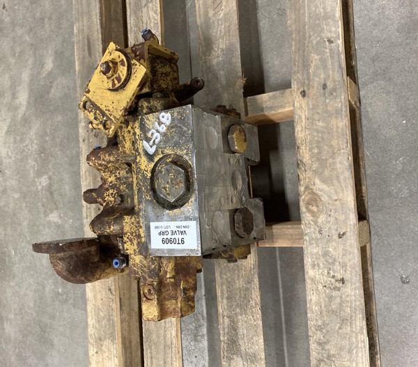Used VALVE GRP 9T0909