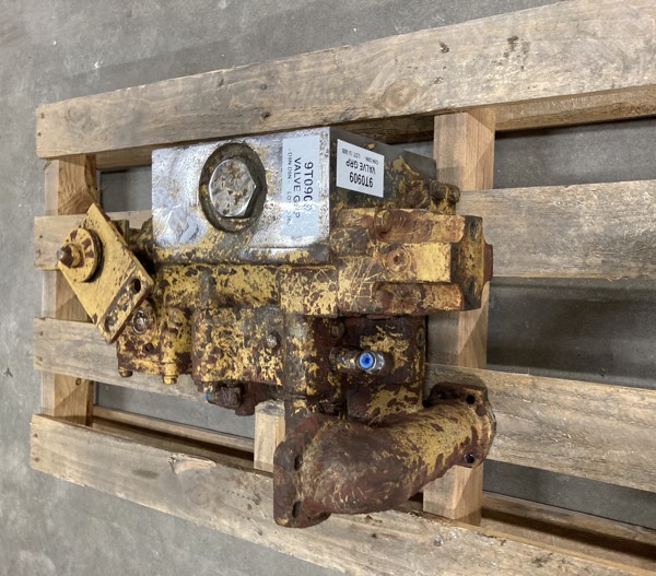 Used VALVE GRP 9T0909 2