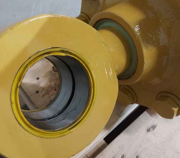 Rebuilt CYLINDER GRP - RIPPER 9T5888 4