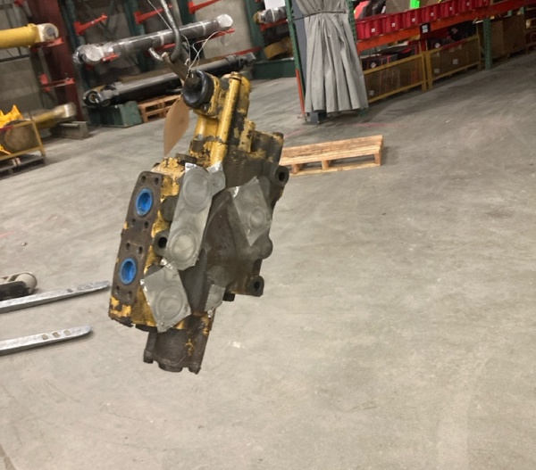 Used VALVE GRP 9T8991 2
