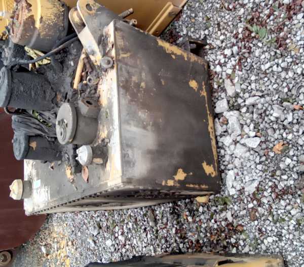Caterpillar  Used Tank Grp - Hydraulic CT-4T2551