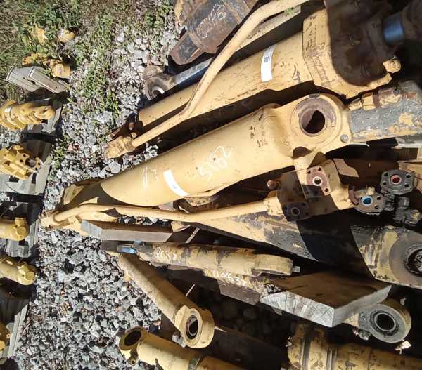 Caterpillar  Used Cylinder Grp - Bowl LH CT-5J2450