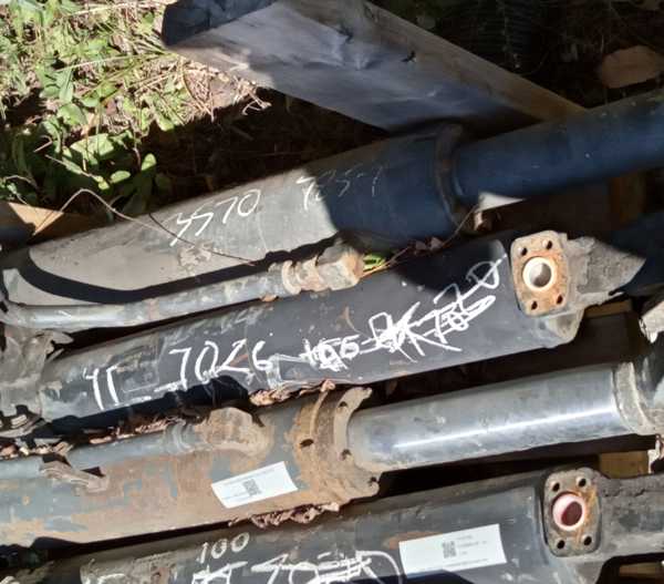 Used CYLINDER GP - TILT CT-9T7026Used CYLINDER GP - TILT CT-9T7026