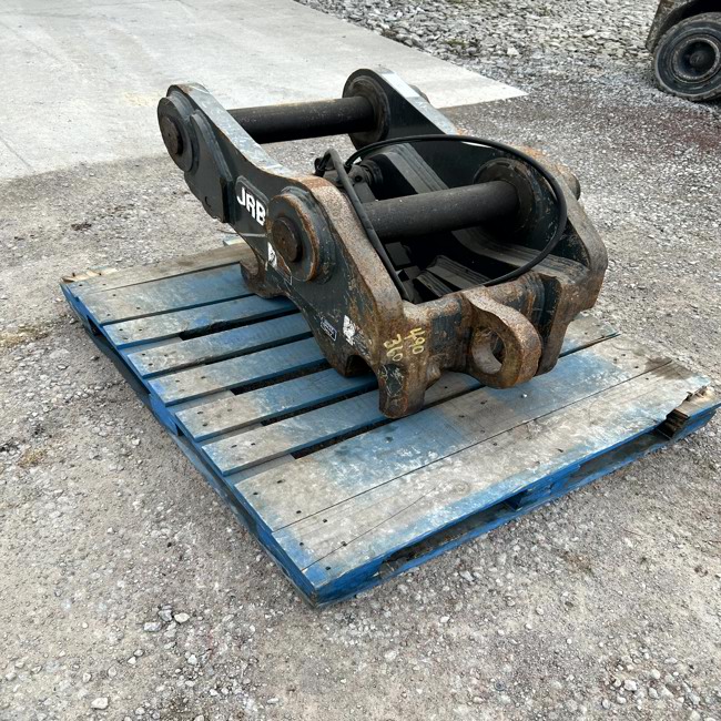 Used QUICK COUPLER KM-50074027 2