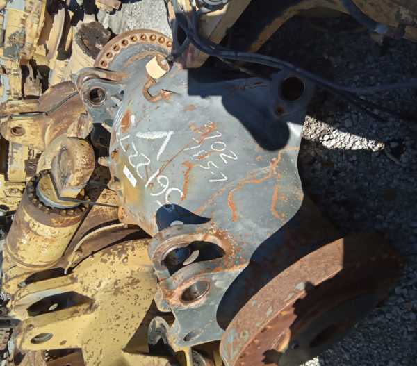 Used AXLE HOUSING KM-5612273114 5