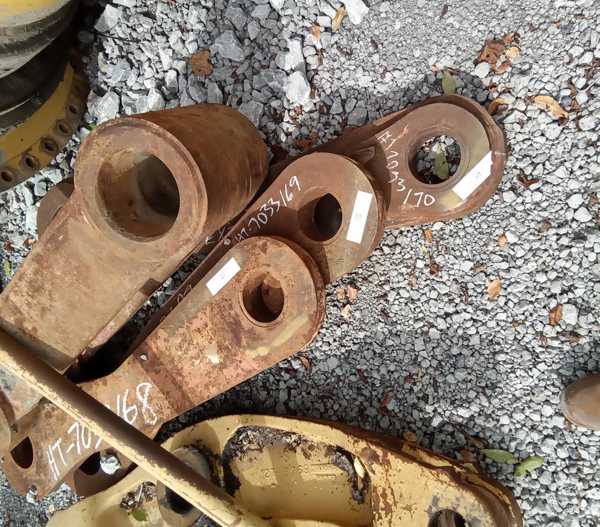 HITACHI 7033169 part 1