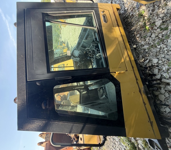 KOMATSU 5000013 part 4