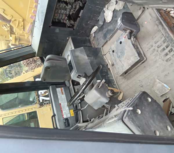 KOMATSU 5000015 part 4